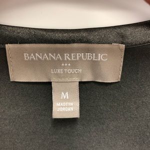 Banana Republic Tops - ✅ Banana Republic Luxe Touch Tee Size Medium Banana Republic Tops - ✅ Banana Republic Luxe Touch Tee Size Medium